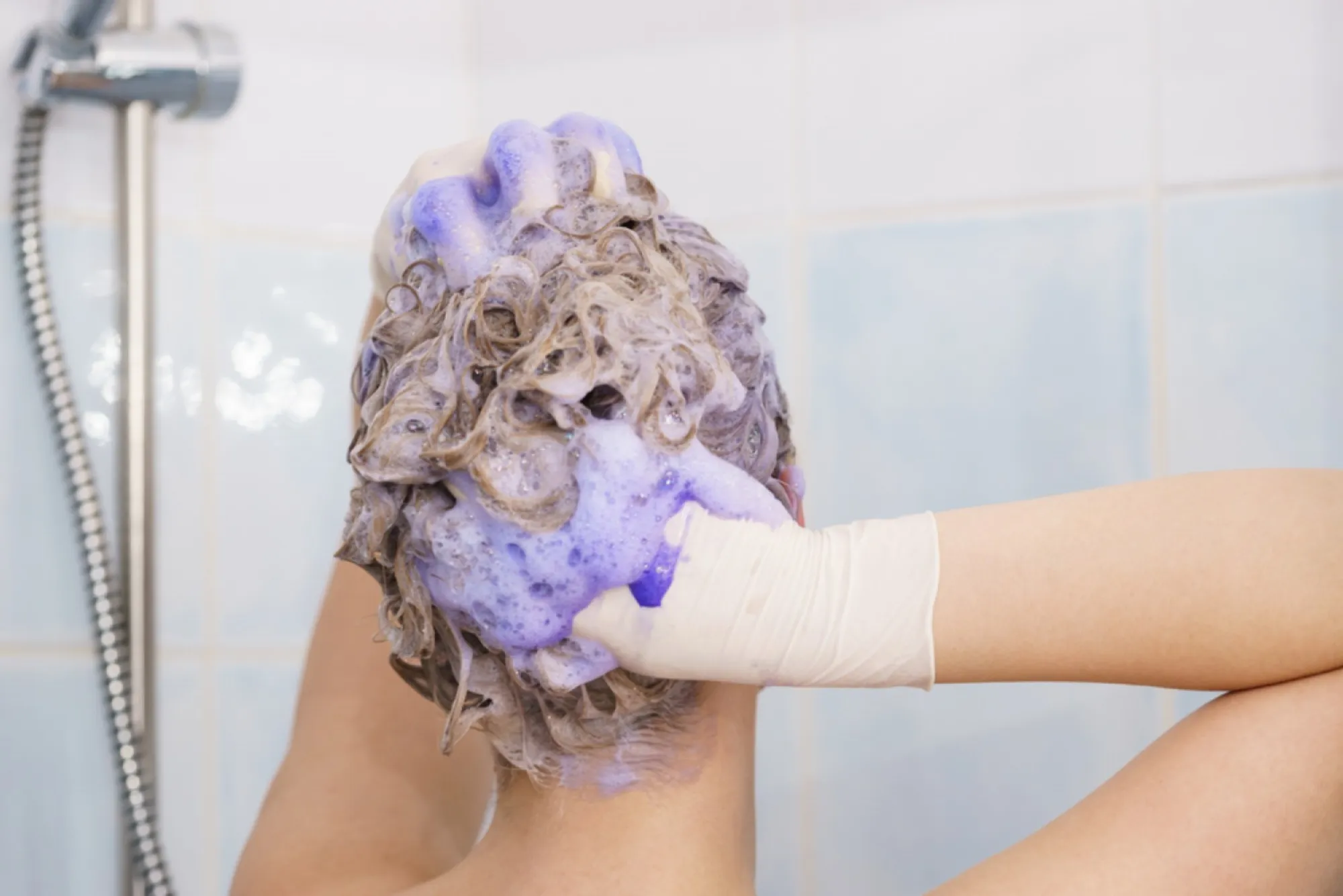 how to get purple shampoo out of hair